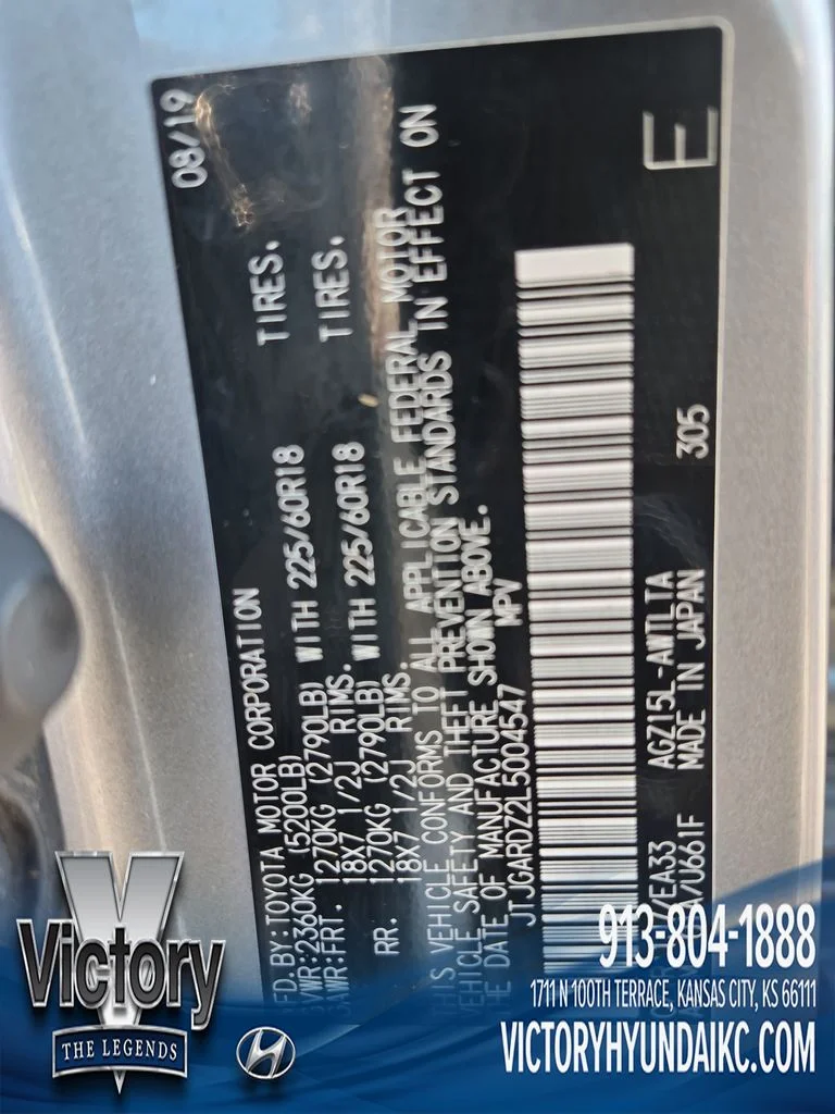 Used 2020 Silver Lexus 300 Base image 30