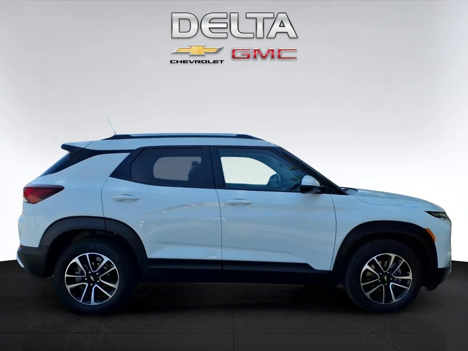 New 2026 Summit White Chevrolet LT image 6