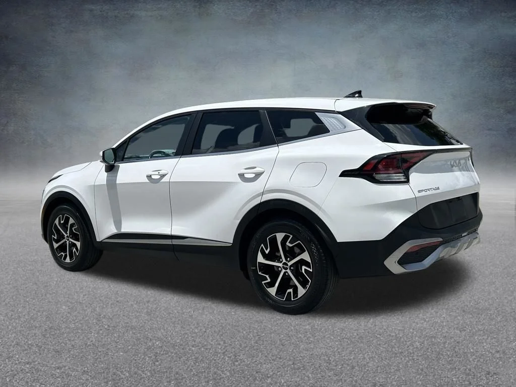 Used 2023 White Kia EX image 7