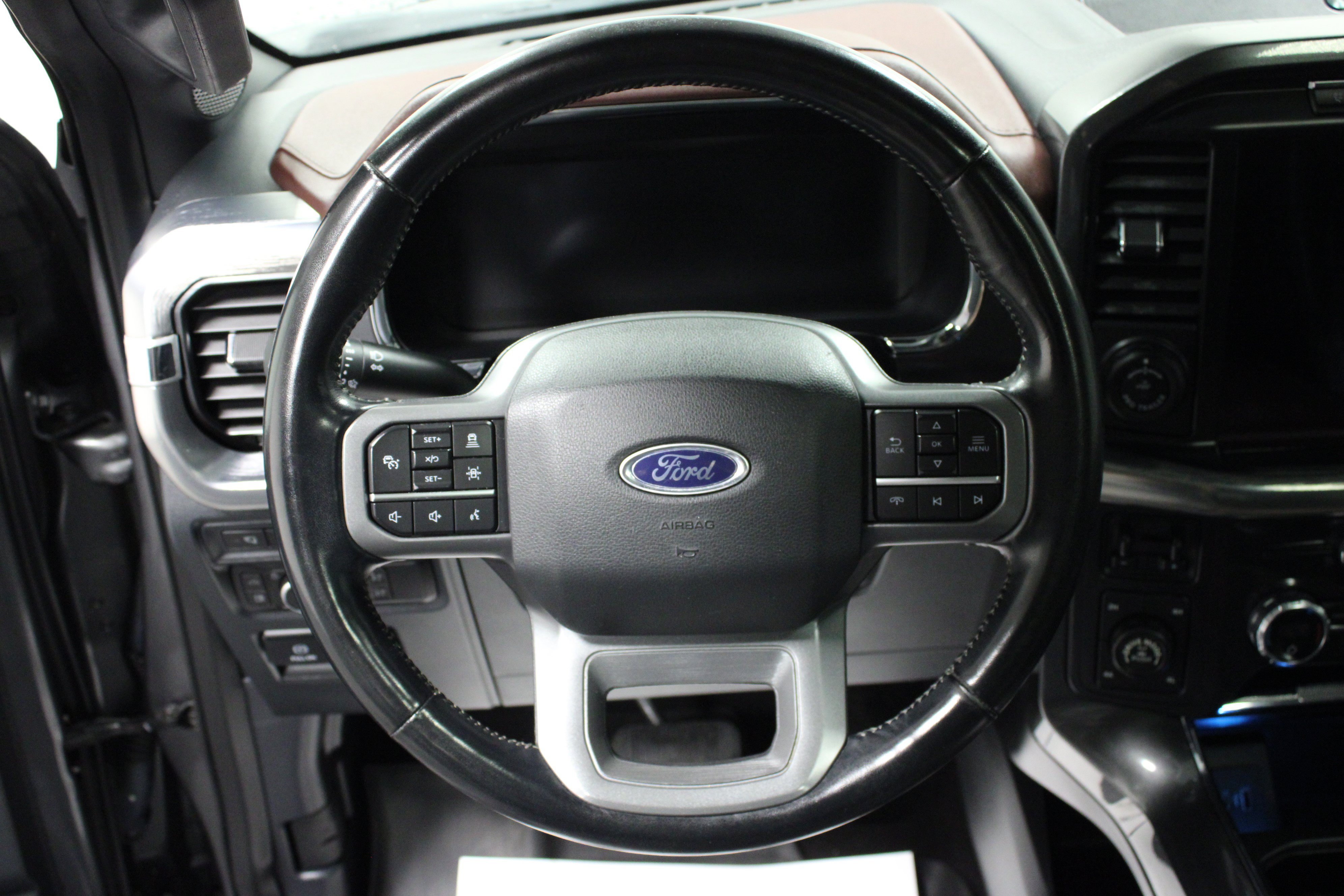Used 2021 Carbonized Gray Metallic Ford LARIAT image 17