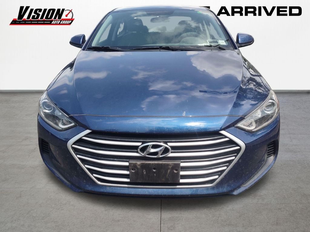 Used 2017 Blue Hyundai SE image 8