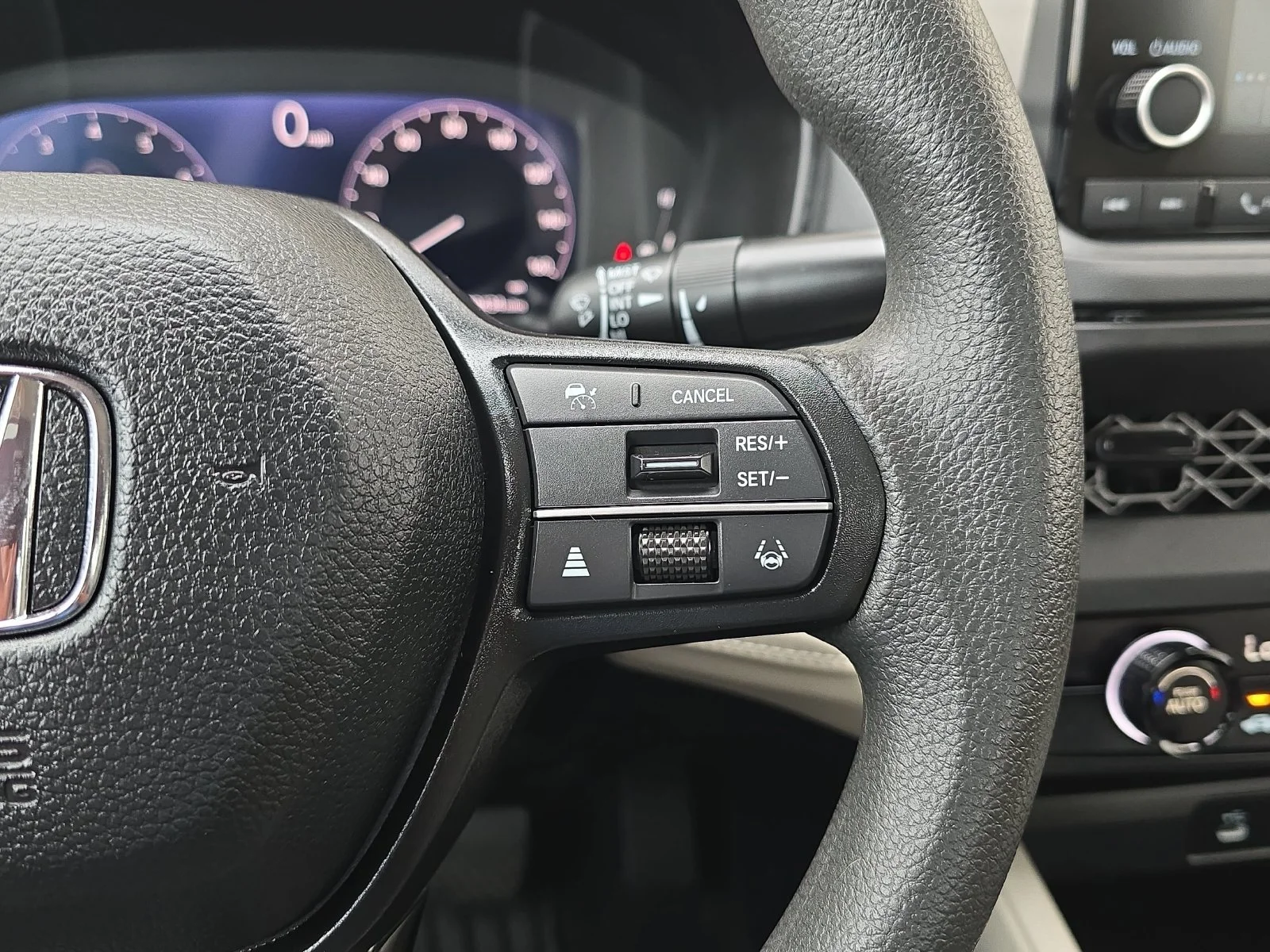 2024 Honda Accord LX - Photo 17