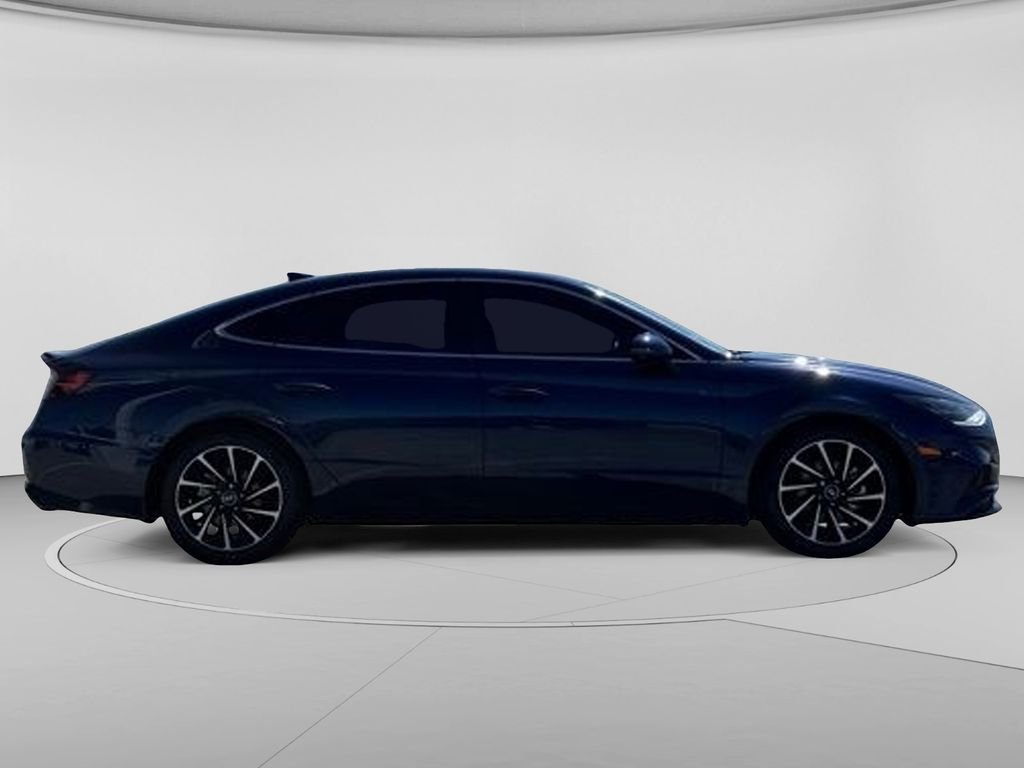 Used 2021 Stormy Blue Hyundai Limited image 34