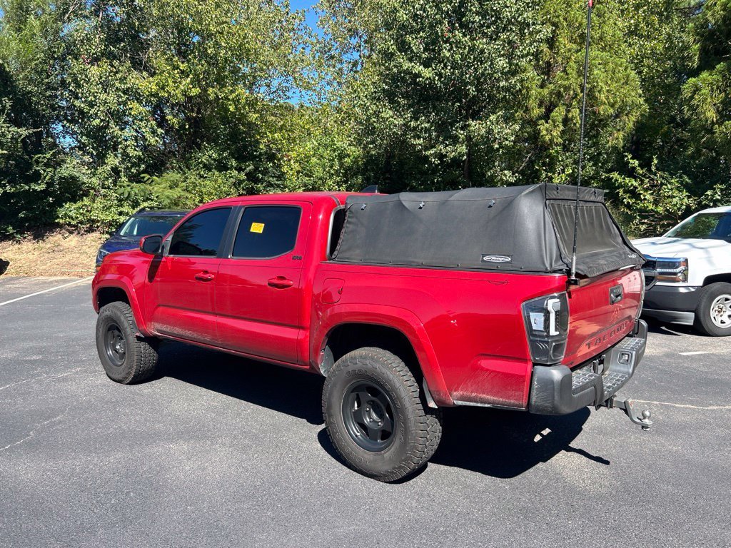 Used 2021 Red Toyota SR5 image 5