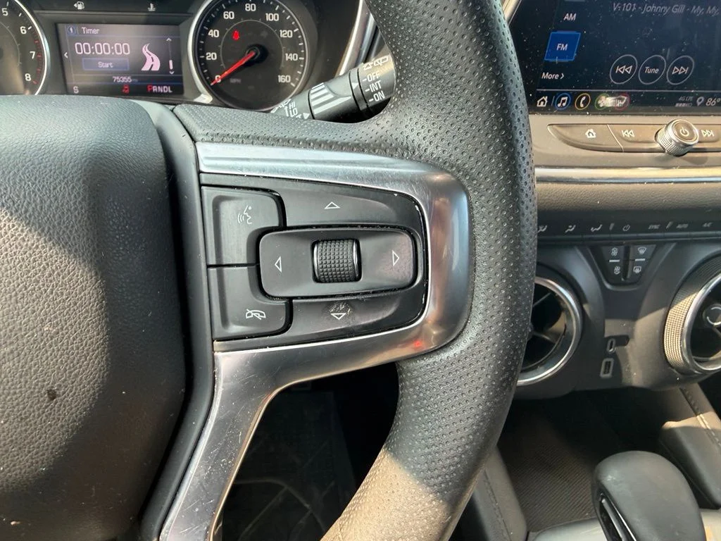 Used 2022 Gray Chevrolet LT image 21