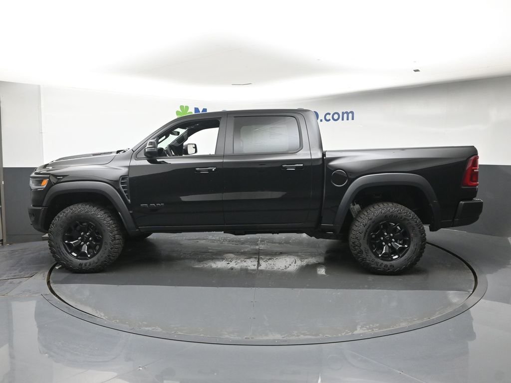 New 2026 Diamond Black Crystal Pearl-Coat Exterior Paint RAM RHO image 32