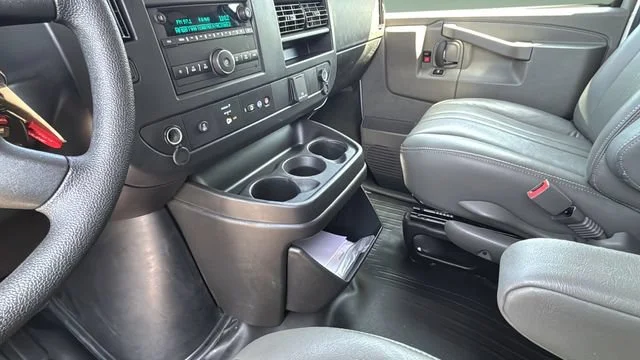 Used 2025 Summit White Chevrolet WT image 20