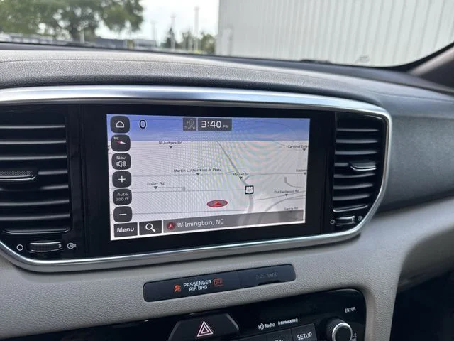 Used 2020 White Kia SX image 22