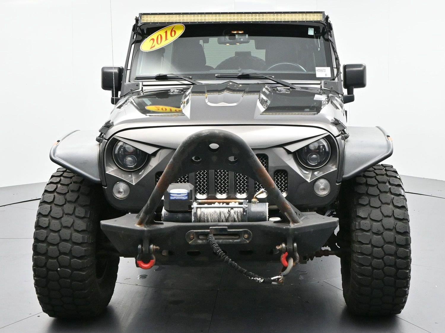 Used 2016 Granite Crystal Metallic Jeep Rubicon image 2