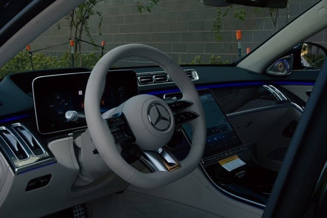 2026 Mercedes-Benz S-Class AMG S 63 - Photo 28