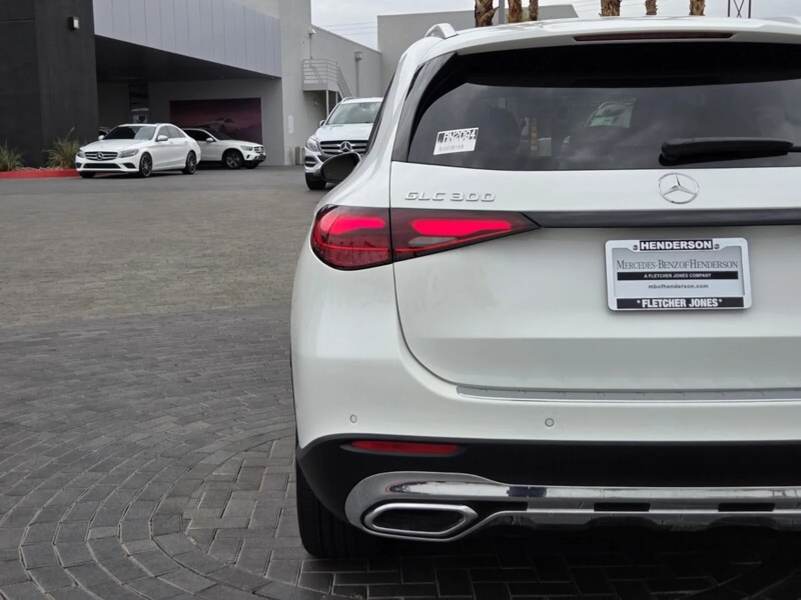 Certified Used 2024 Polar White Mercedes-Benz GLC 300 image 11