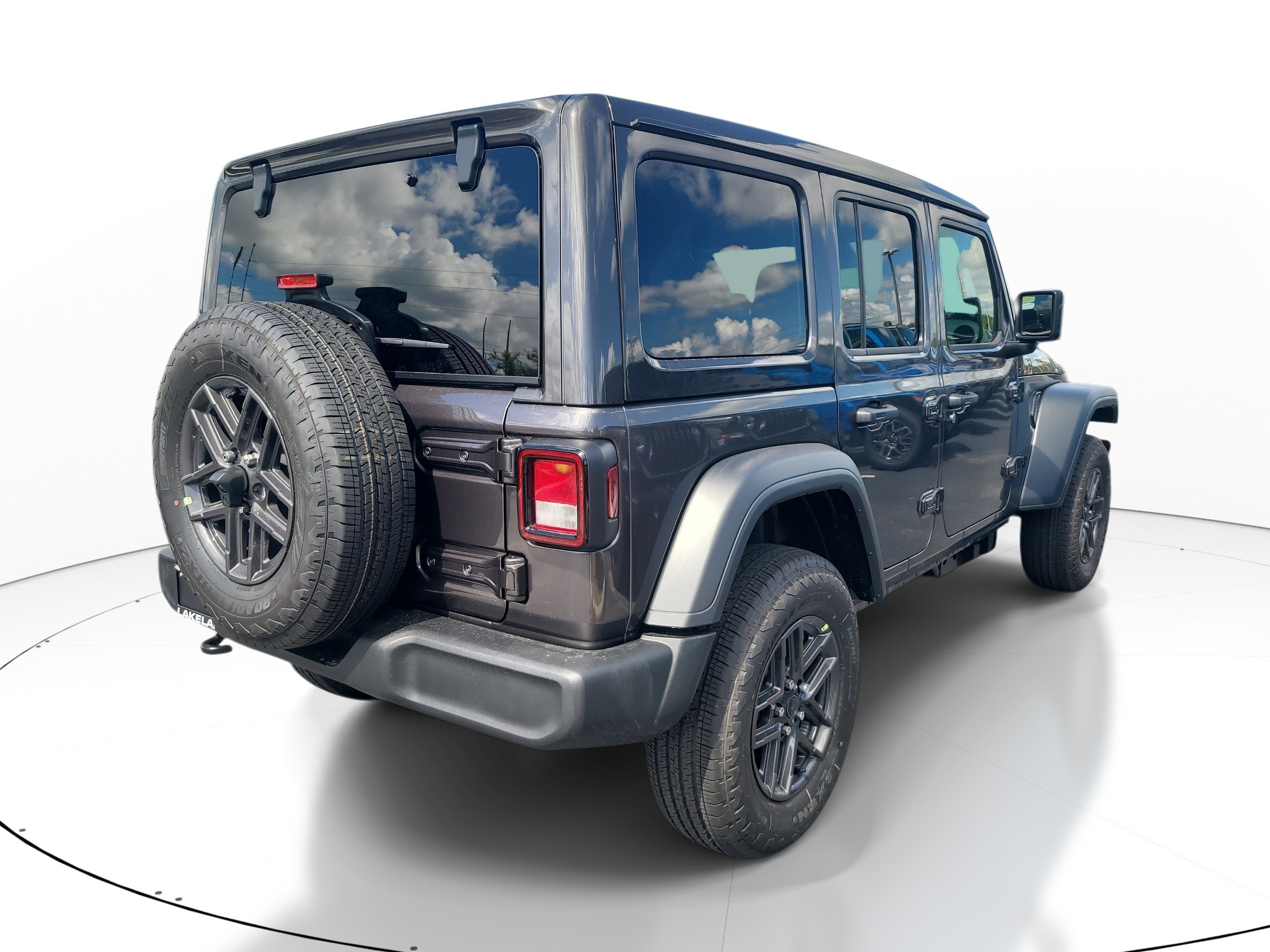 New 2027 Granite Crystal Metallic Clear-Coat Paint Jeep Sport S image 6