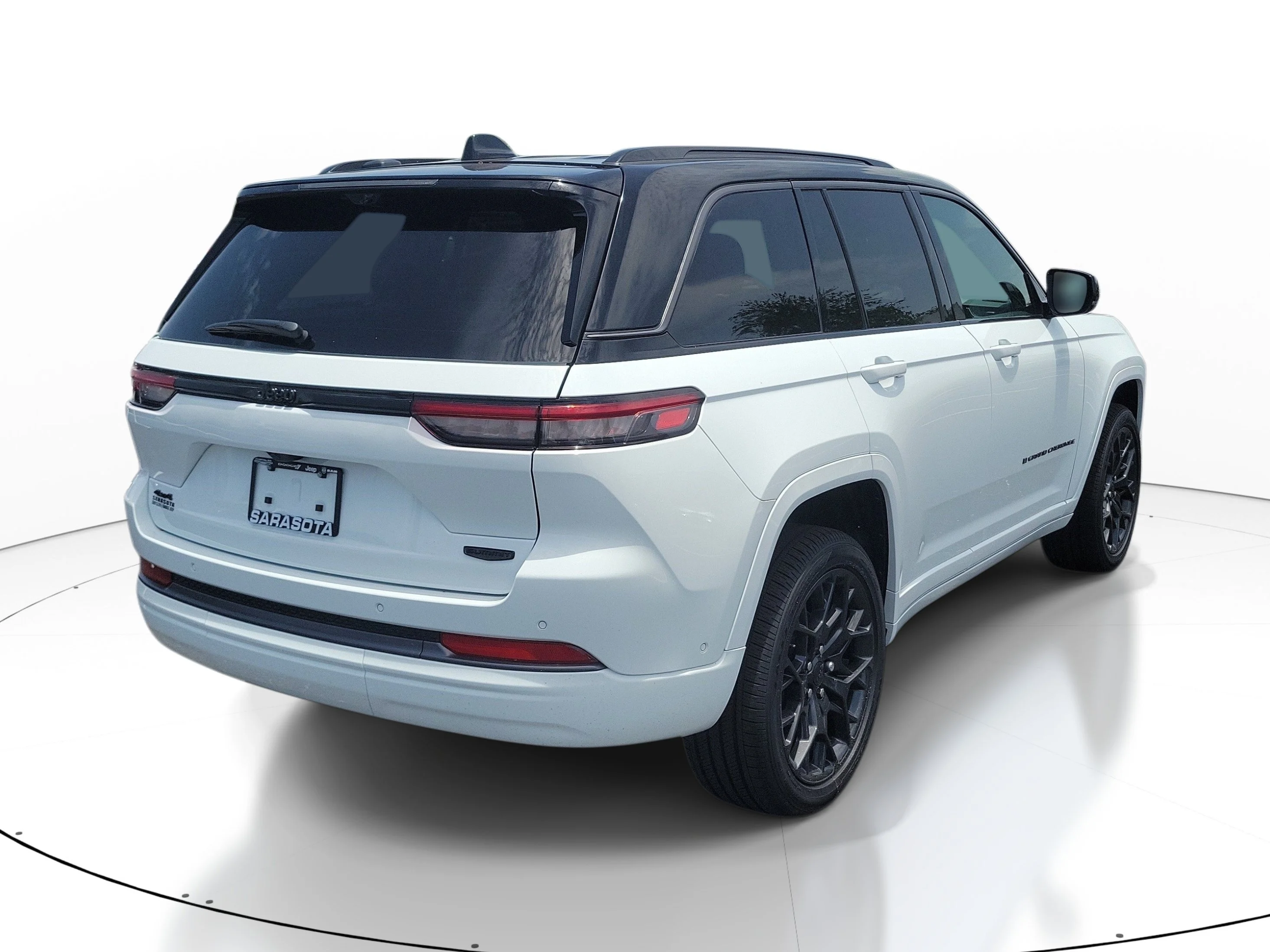 New 2026 Bright White Clearcoat Jeep Summit image 5