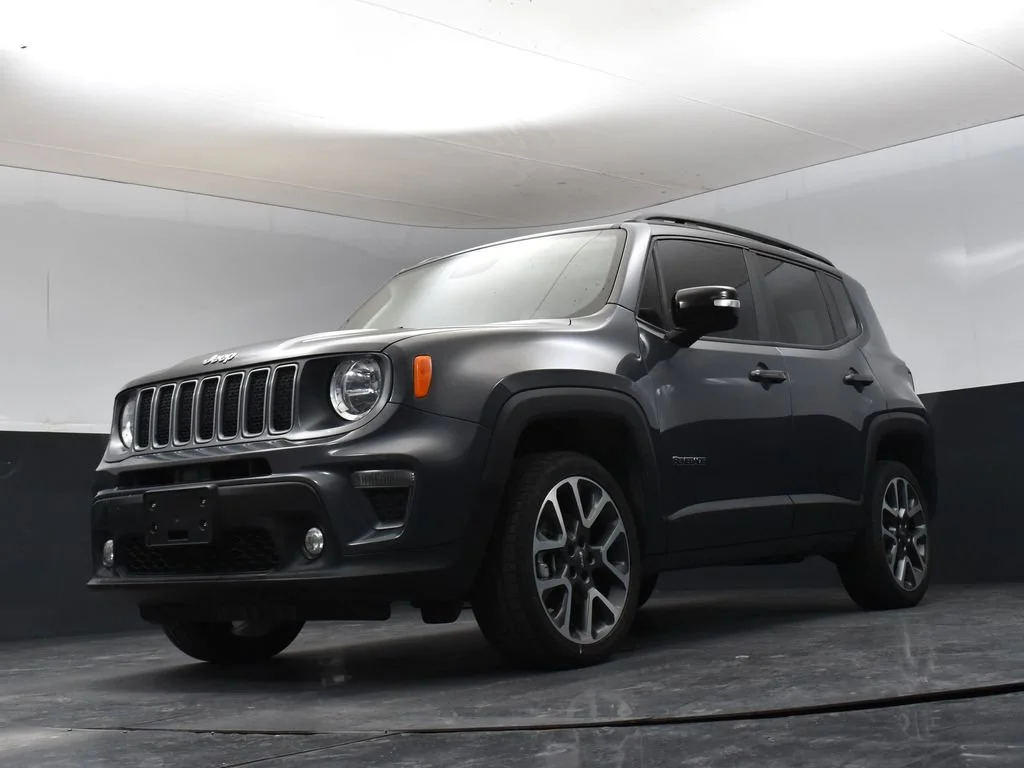 Used 2022 Graphite Gray Jeep Limited image 30