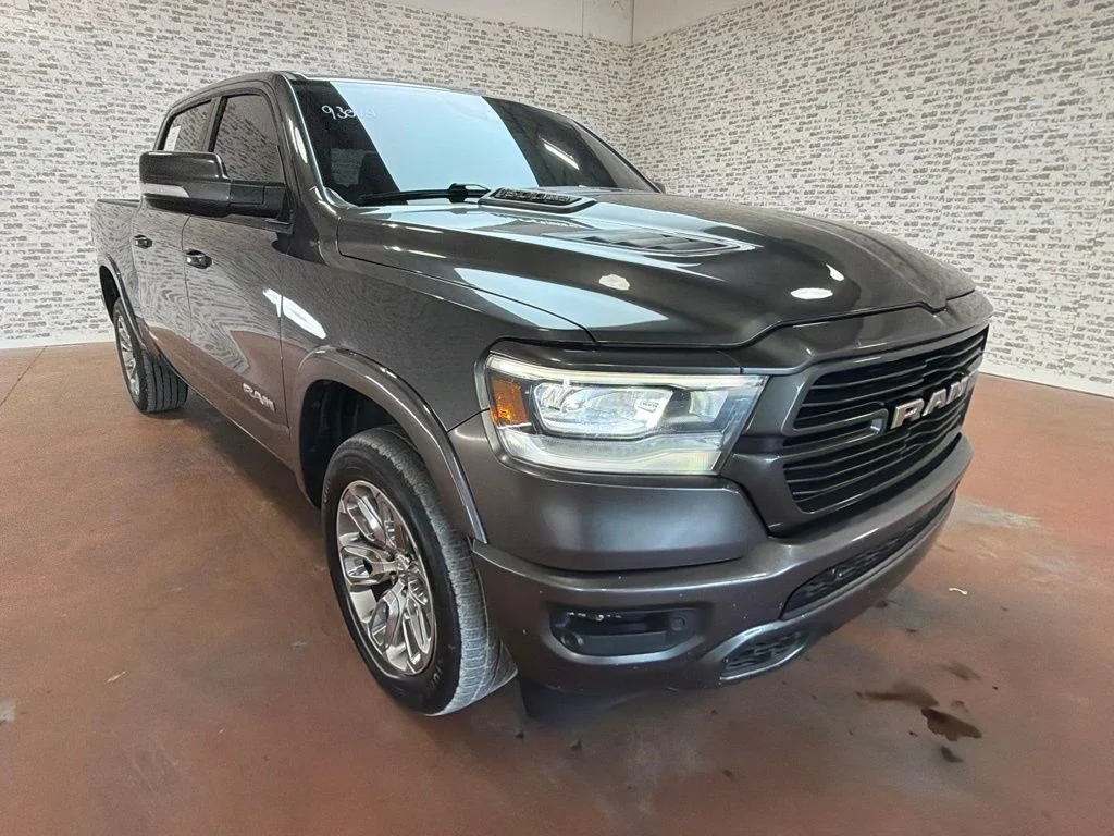 Used 2022 Granite Crystal Metallic Clearcoat Ram Laramie image 9