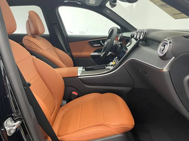 New 2026  Mercedes-Benz GLC 300 image 18
