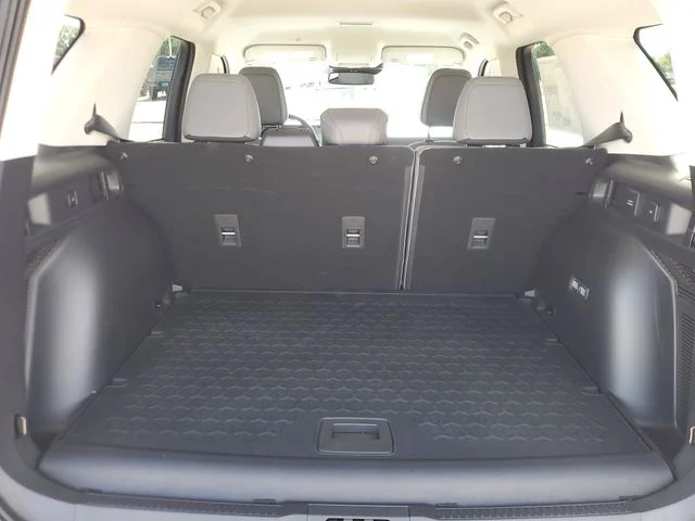 New 2026 Shadow Black Ford Badlands® image 5