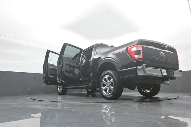 Used 2021 Black Metallic Ford Lariat image 45