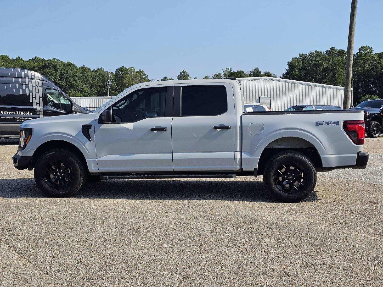 2024 Ford F-150 STX - Photo 13