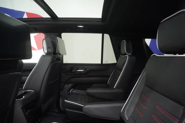 2026 GMC Yukon AT4 Ultimate - Photo 25
