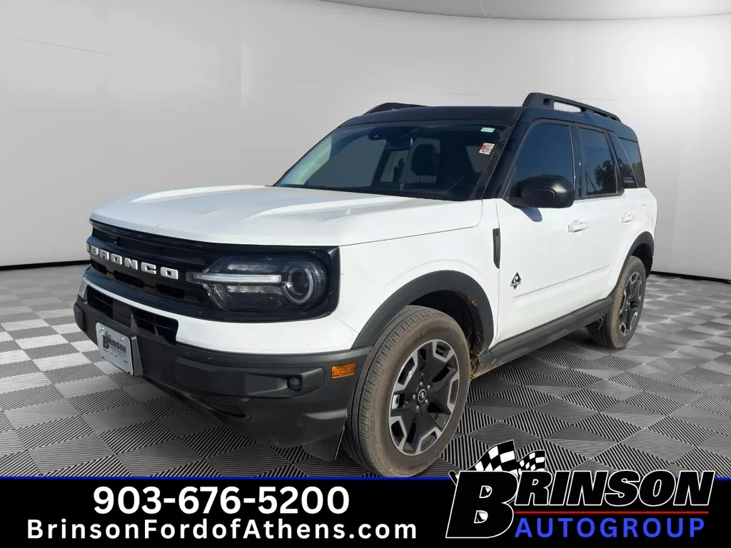 Used 2023  Ford Outer Banks image 1