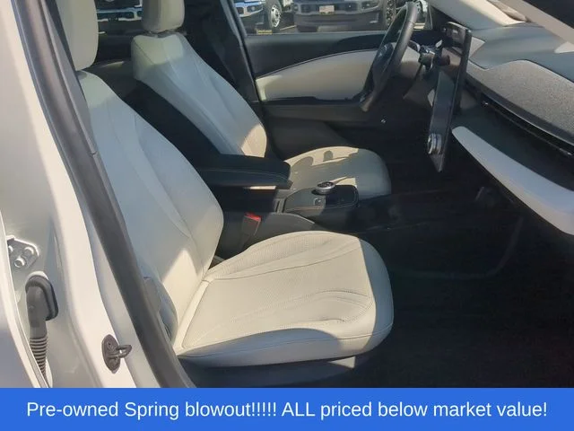 Used 2023 White Ford Premium image 49