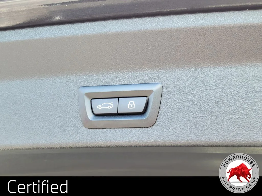 Used 2023 Gray BMW xDrive30i image 14