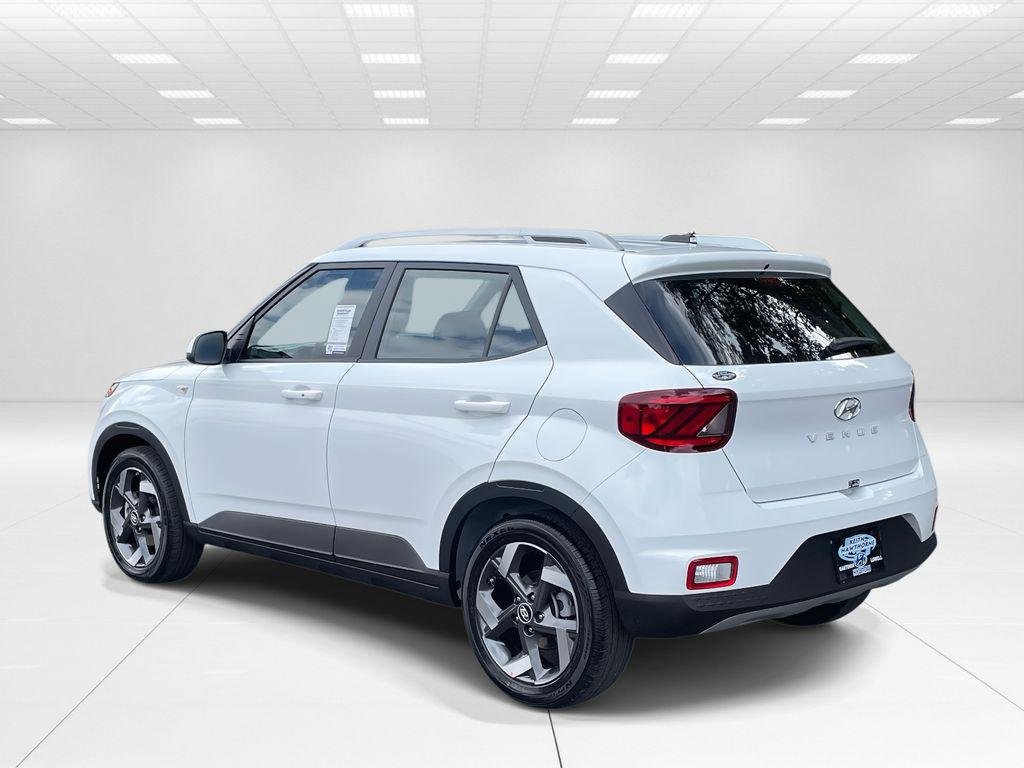 New 2026 White Hyundai SEL image 4