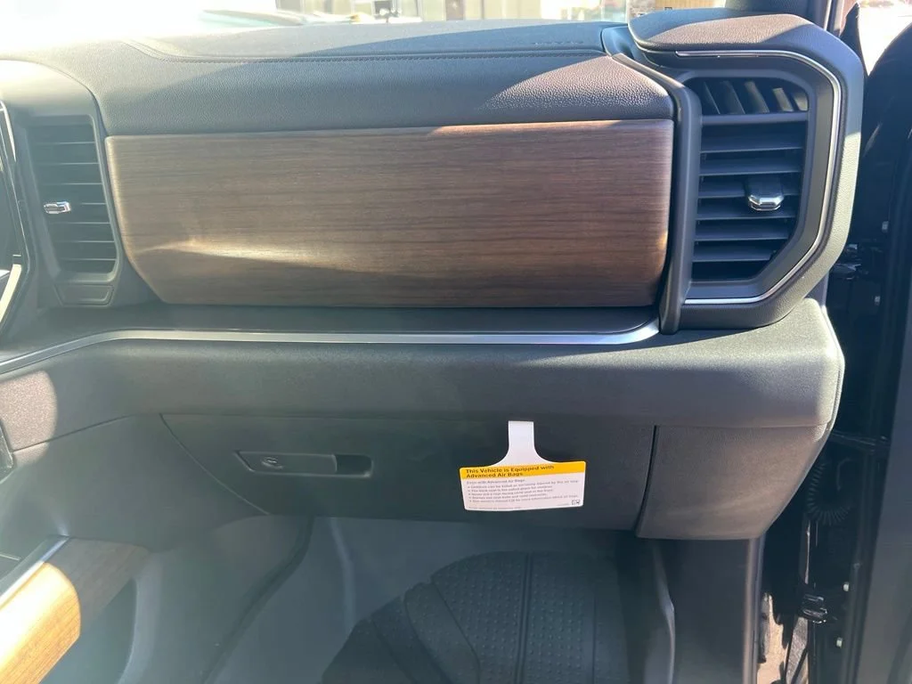 2026 Chevrolet Silverado 1500 High Country - Photo 29