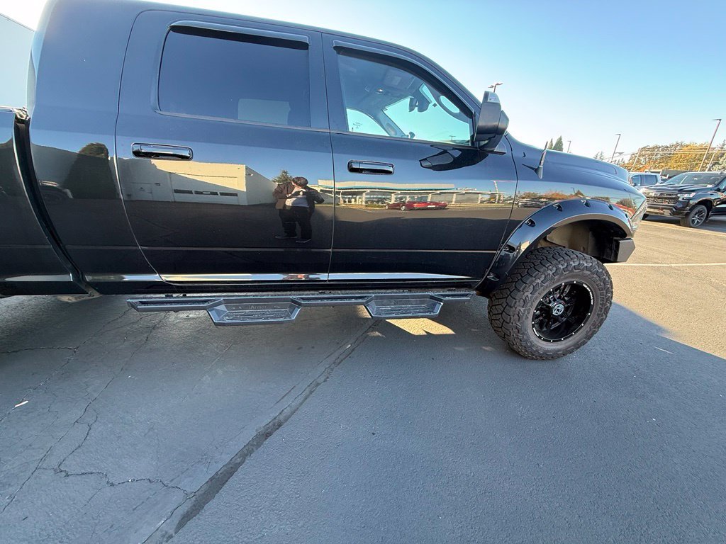 Used 2015 Brilliant Black Crystal Pearlcoat Ram Laramie image 7