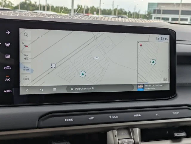 New 2027 White Kia S image 23