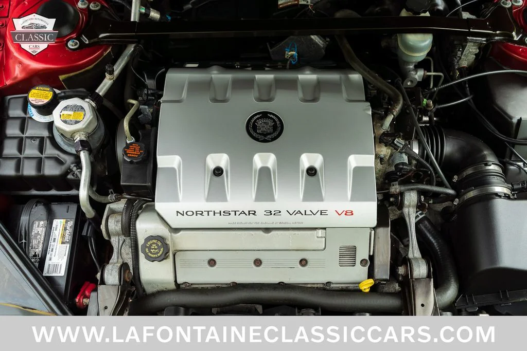 Used 2000 Red Cadillac ETC image 4