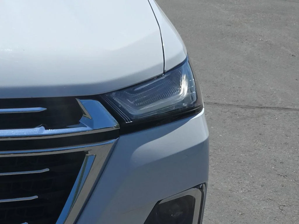 Used 2023 White Chevrolet LT image 16