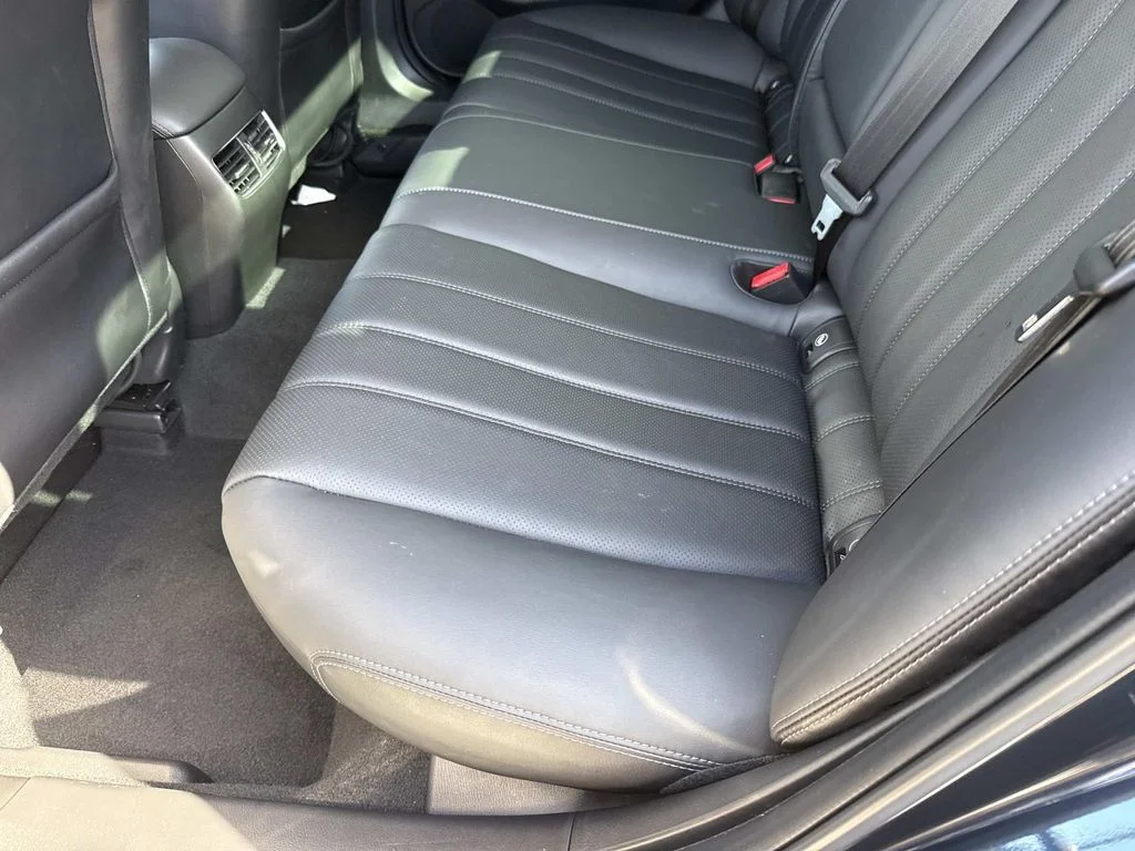 Used 2021 Blue Mazda Touring image 15
