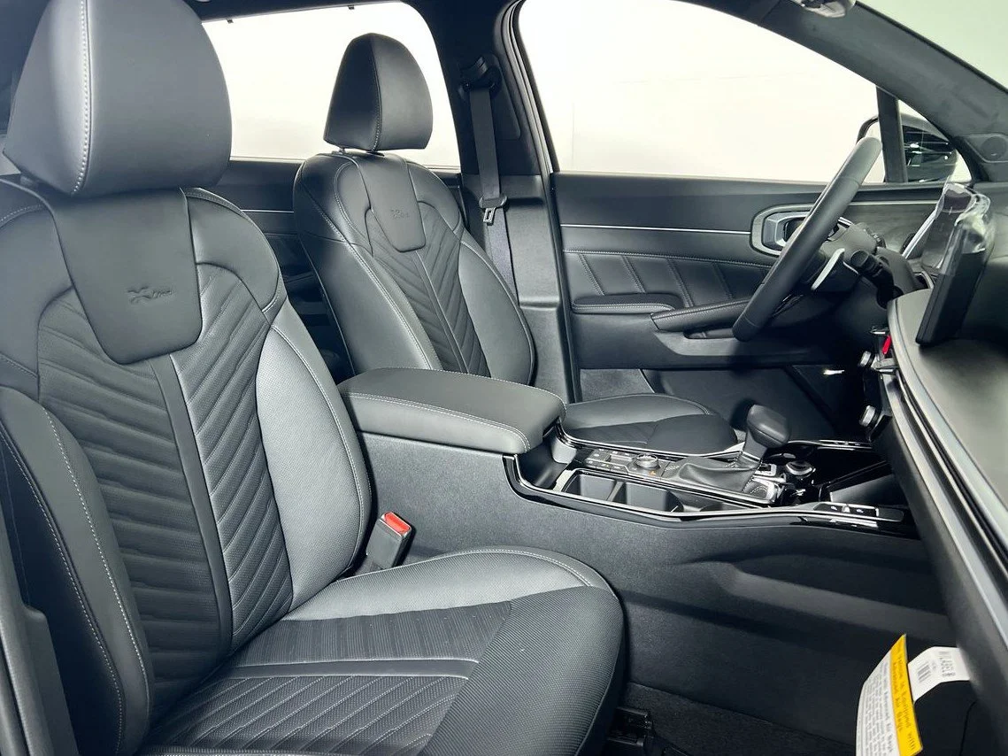 New 2025 Wolf Gray Kia X-Line SX Prestige AWD image 70