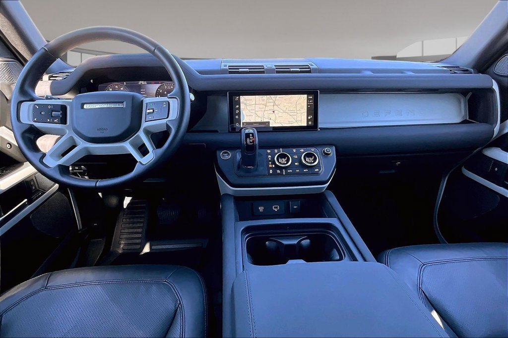 Certified Used 2023 Fuji White Land Rover S image 7