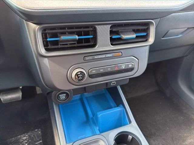 New 2025 Blue Ford XLT image 16