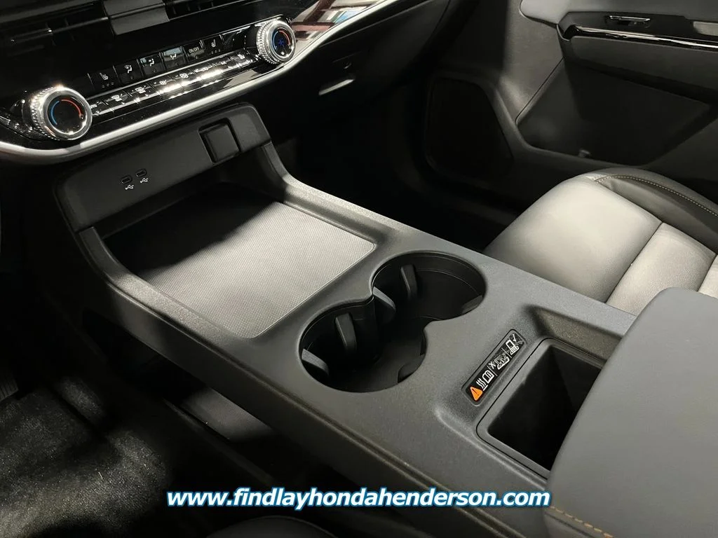 New 2026 Sonic Gray Pearl Honda Touring image 18