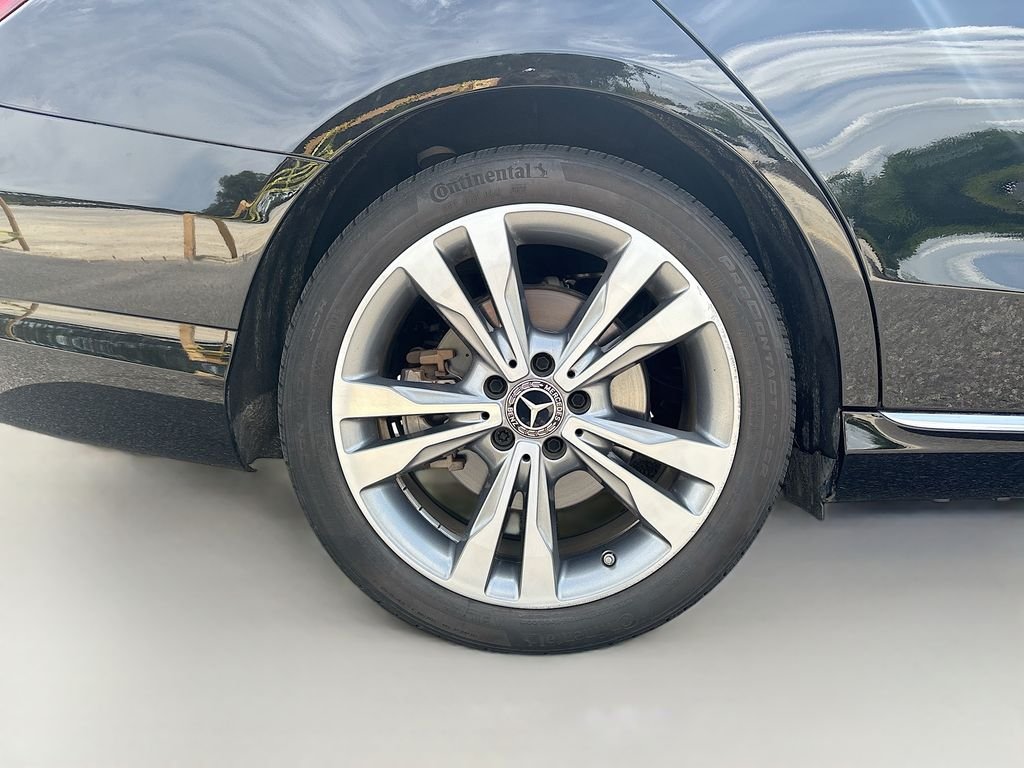 Used 2020 Black Mercedes-Benz C 300 image 13