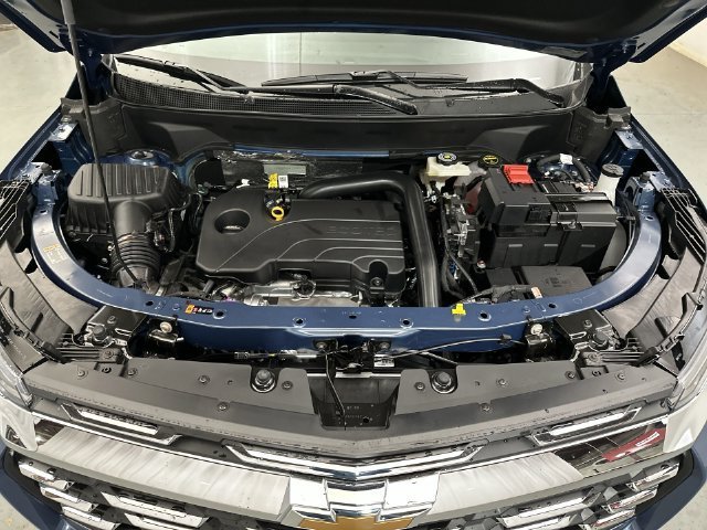 New 2027 Lakeshore Blue Metallic Chevrolet LT image 20