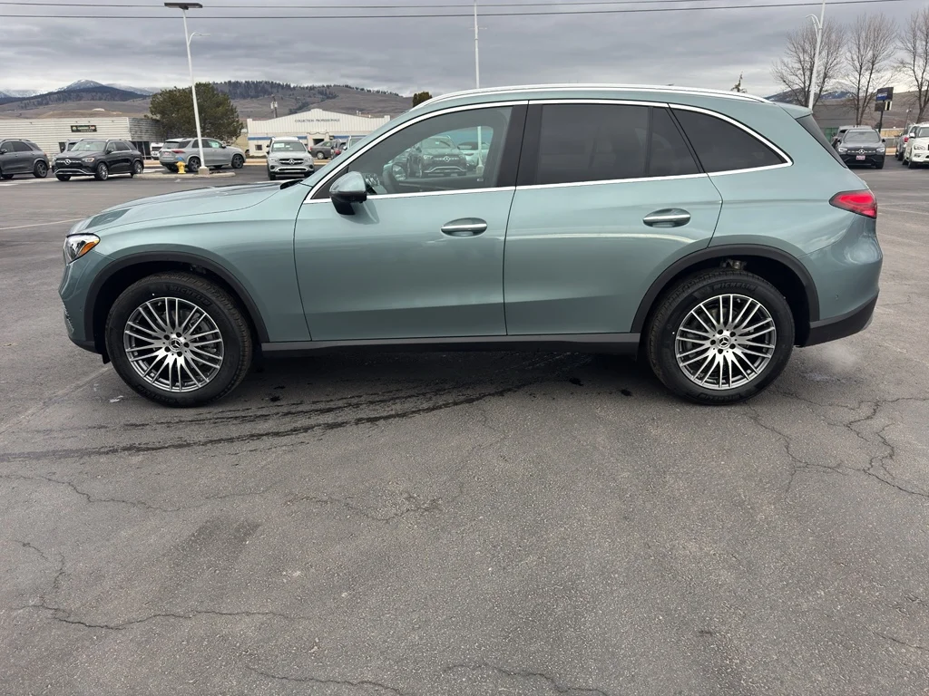 2026 Mercedes-Benz GLC GLC 300 4MATIC's photo