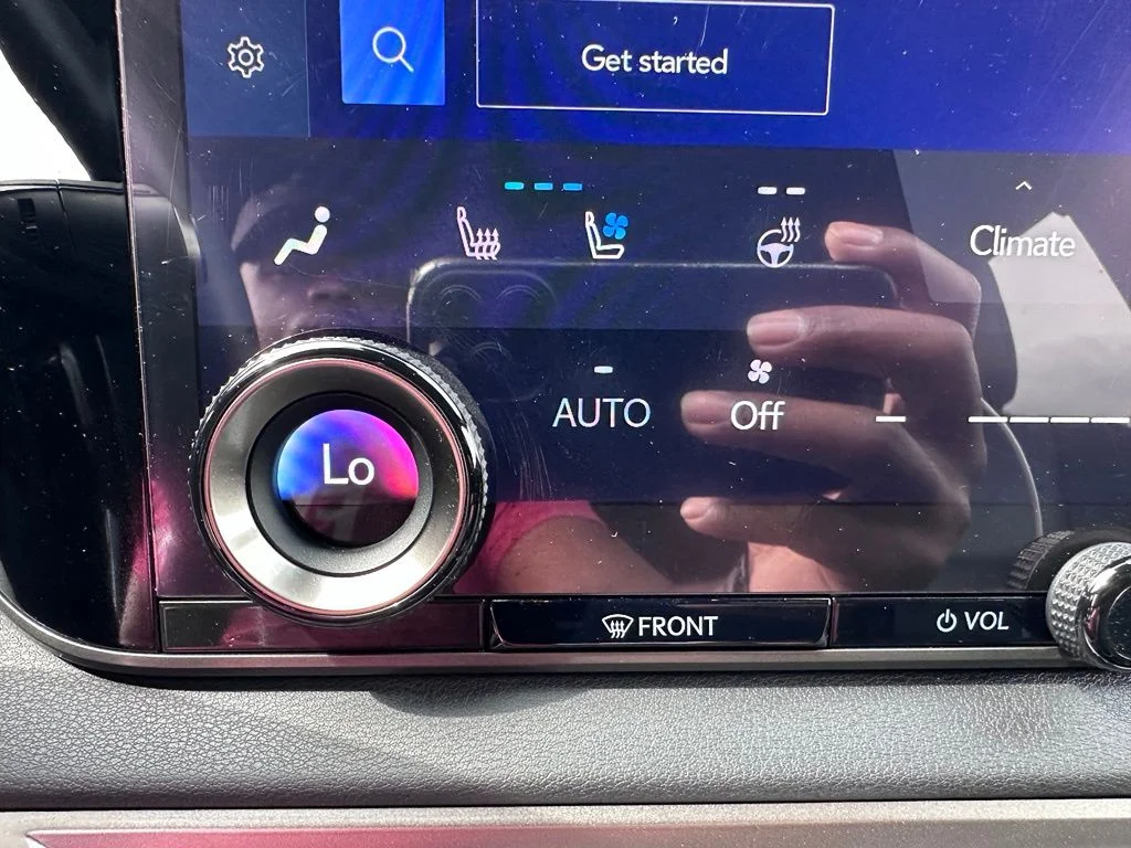2023 Lexus RX 350 - Photo 23