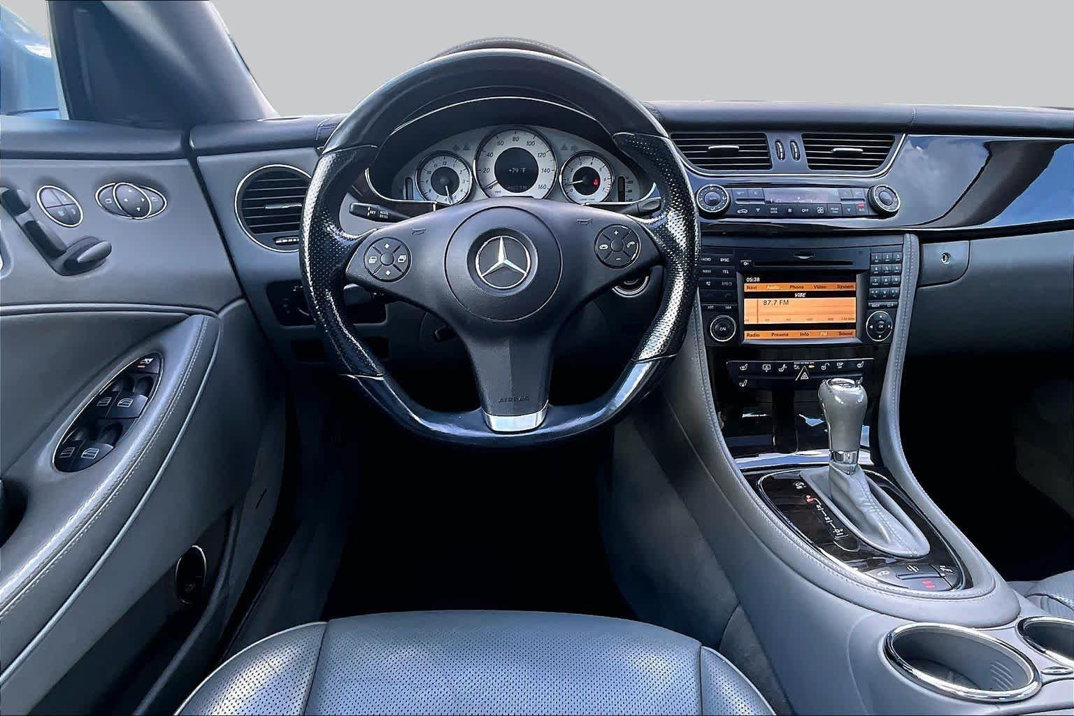 Used 2011 Flint Grey Metallic Mercedes-Benz CLS 550 image 5