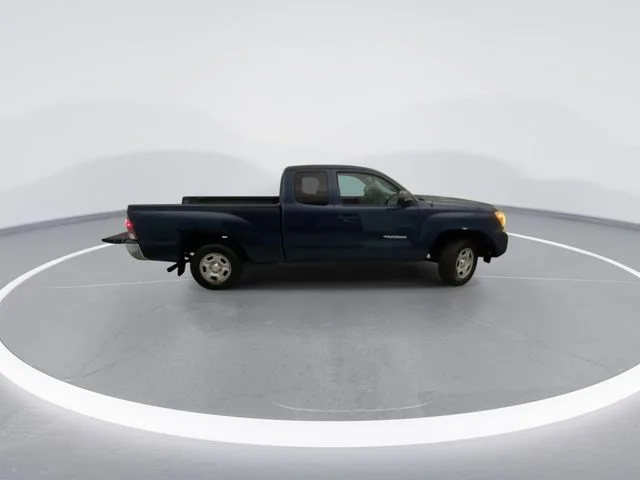 Used 2013 Blue Toyota Base image 9