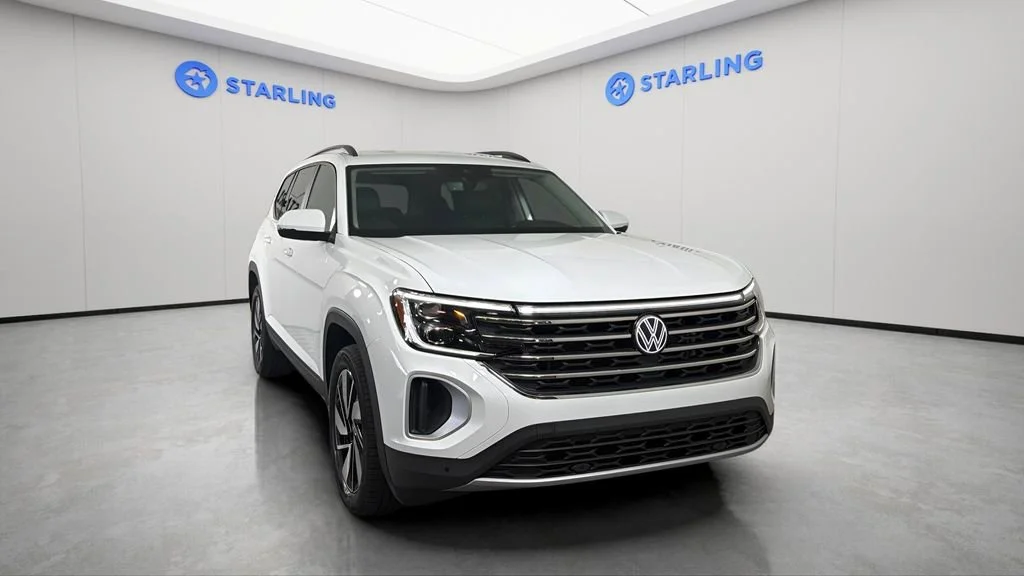 Used 2024 White Volkswagen 2.0T SE w/Technology image 14