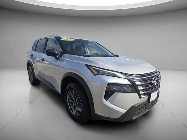 Used 2024 Brilliant Silver Metallic Nissan S image 7