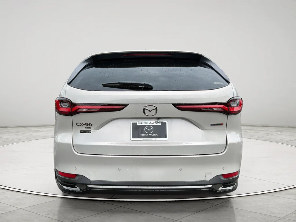 New 2026 Platinum Mazda 3.3 Turbo S Premium Sport AWD image 4