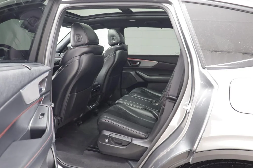 Used 2023 Liquid Carbon Metallic Acura A-Spec image 14