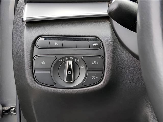 Used 2020 Graphite Shadow INFINITI LUXE image 19