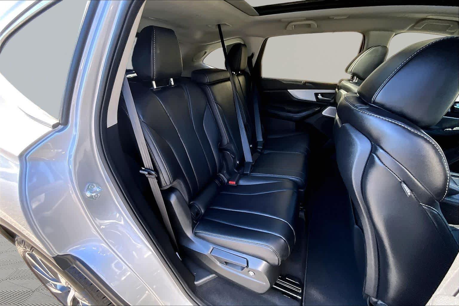 Used 2026 Solar Silver Metallic Acura w/Technology Package image 40